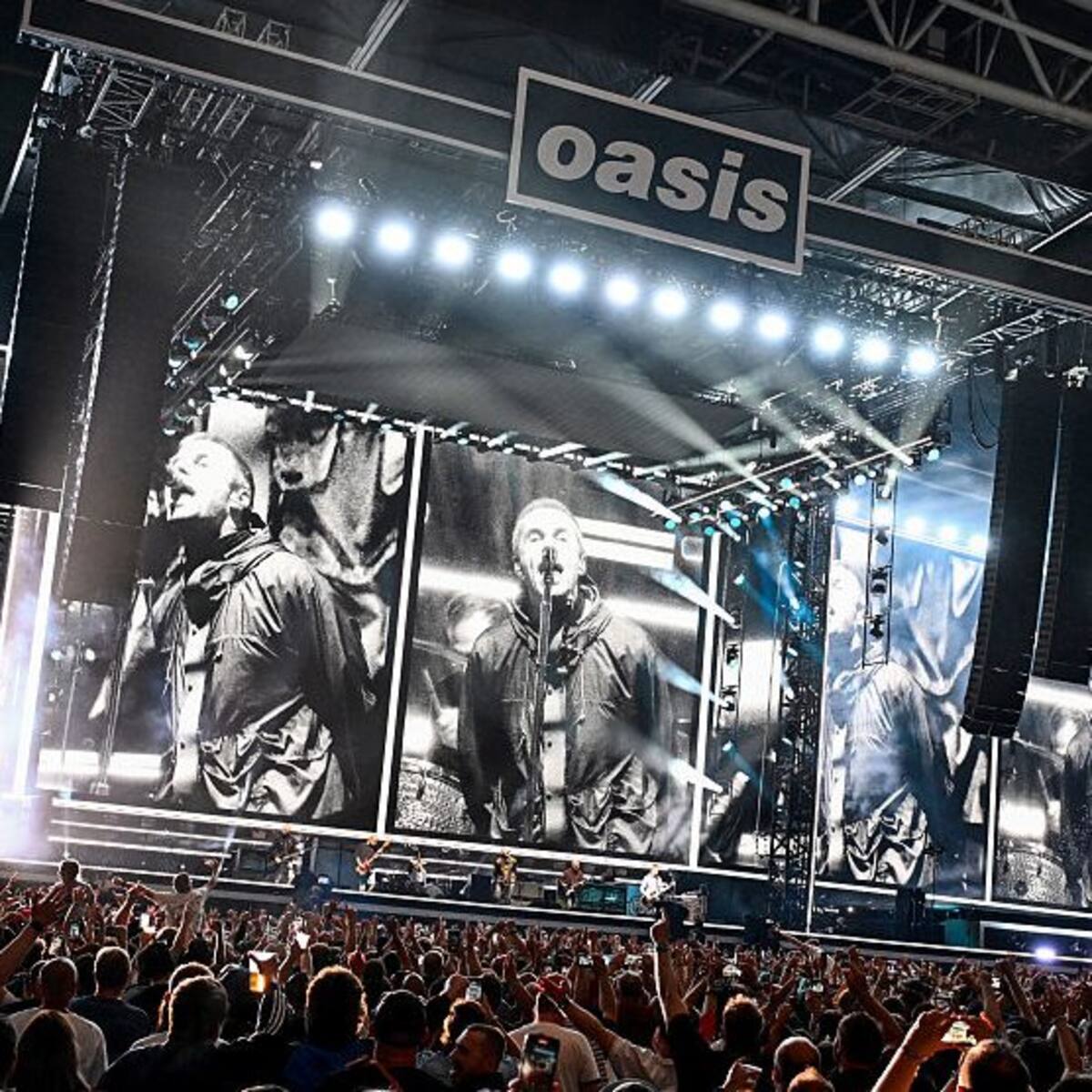 Oasis’ Response After a Fan Dies at London Concert: What Happened?