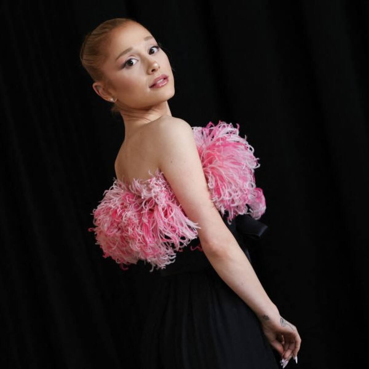 Ariana Grande Confirms Eternal Sunshine Deluxe and Its Release Date