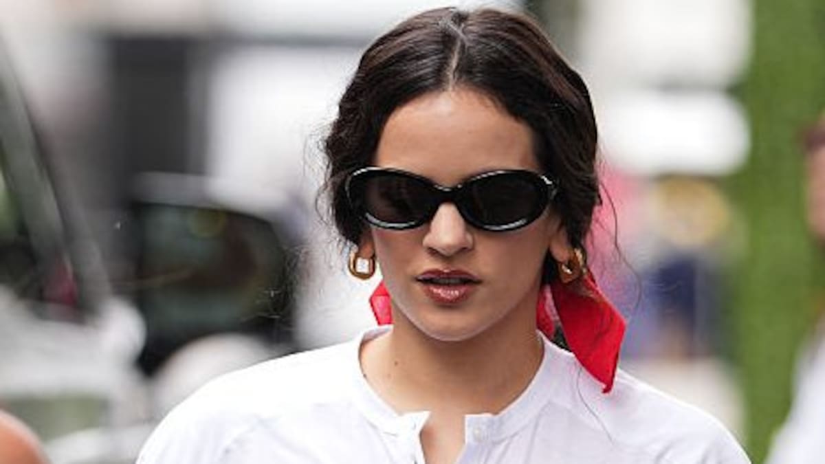 How Much Do Rosalía’s Calvin Kleins Cost?