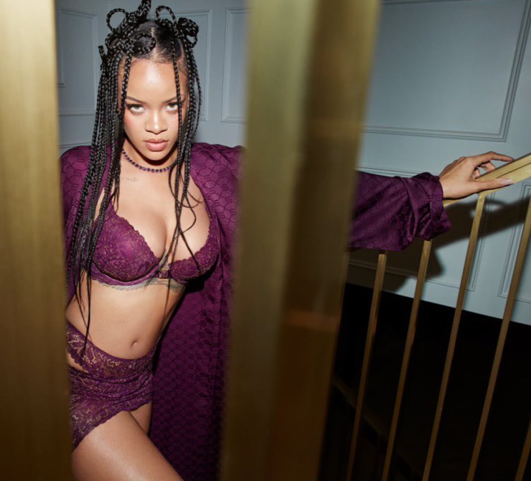 <a href="https://www.instagram.com/badgalriri/">Instagram</a>