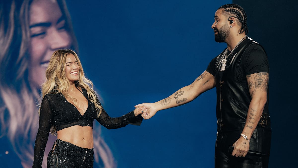 Drake aparece en el concierto de Karol G en Houston y bailan 'One Dance' y 'Ahí': video completo