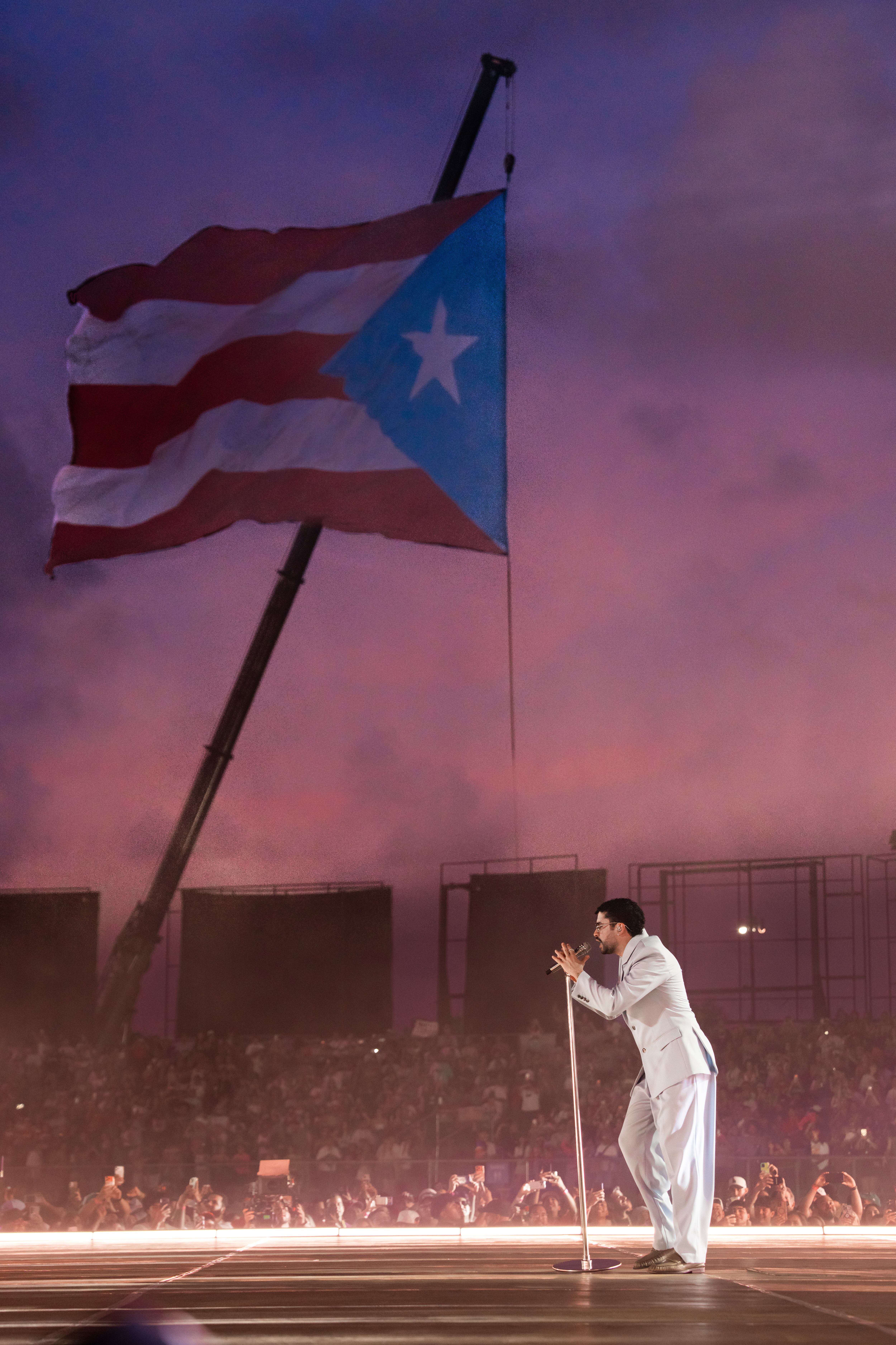 Bad Bunny en sus últimos conciertos del Debí Tirar Más Fotos Tour en Puerto Rico, agosto de 2026