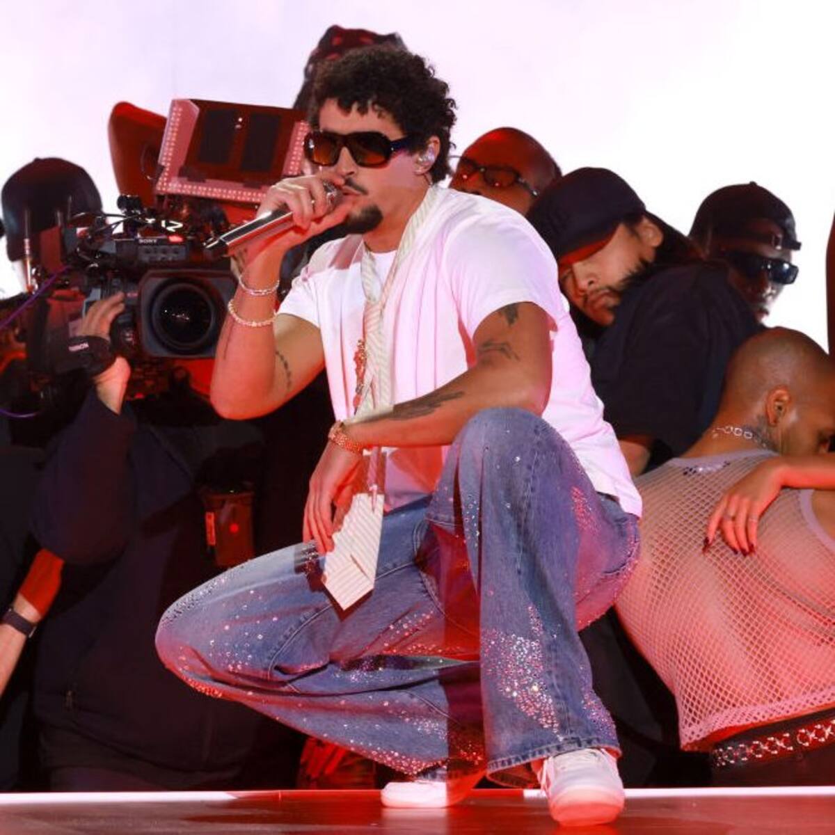 Bad Bunny lidera la lista de LOS40 USA de nuevo con ‘DtFM’