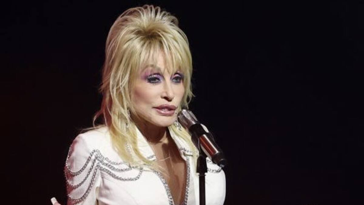 What Happened to Dolly Parton — The Reason Why She Postponed Her Vegas Residency