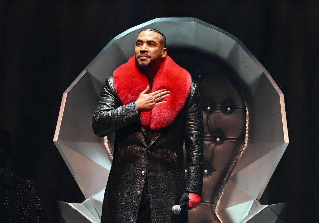 Don Omar performs onstage during his «Back To Reggaeton» tour at Gas South Arena on April 18, 2024 in Duluth, Georgia. Paras Griffin/Getty Images