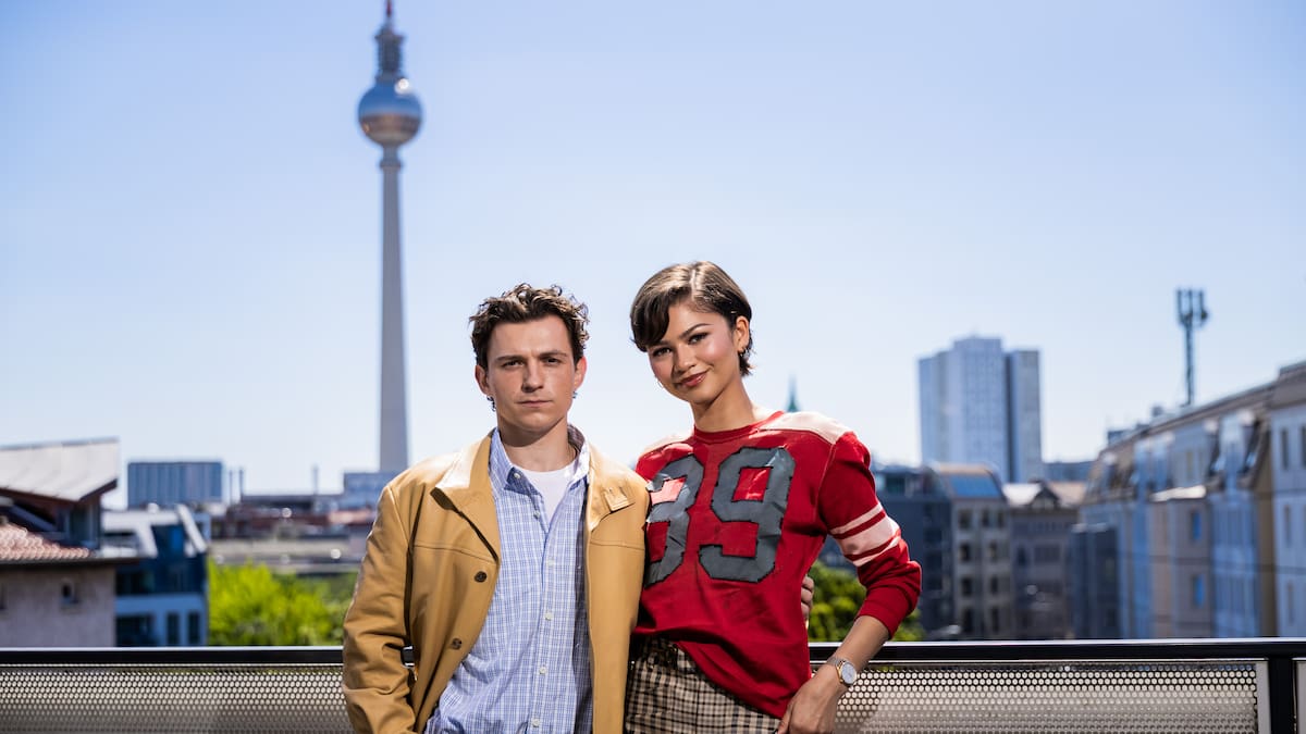 Zendaya vuelve a redes sociales para compartir una nueva foto junto a Tom Holland y la parada del tour de Spider Man en Roma
