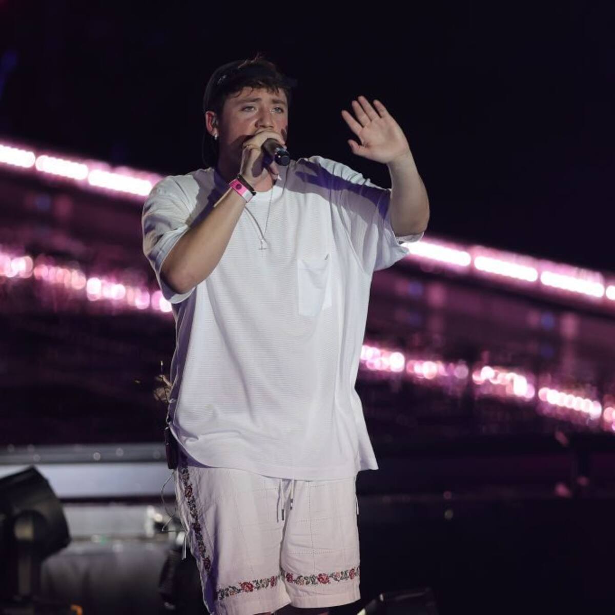 Argentine Urban Star Paulo Londra Signs with Dale Play Records