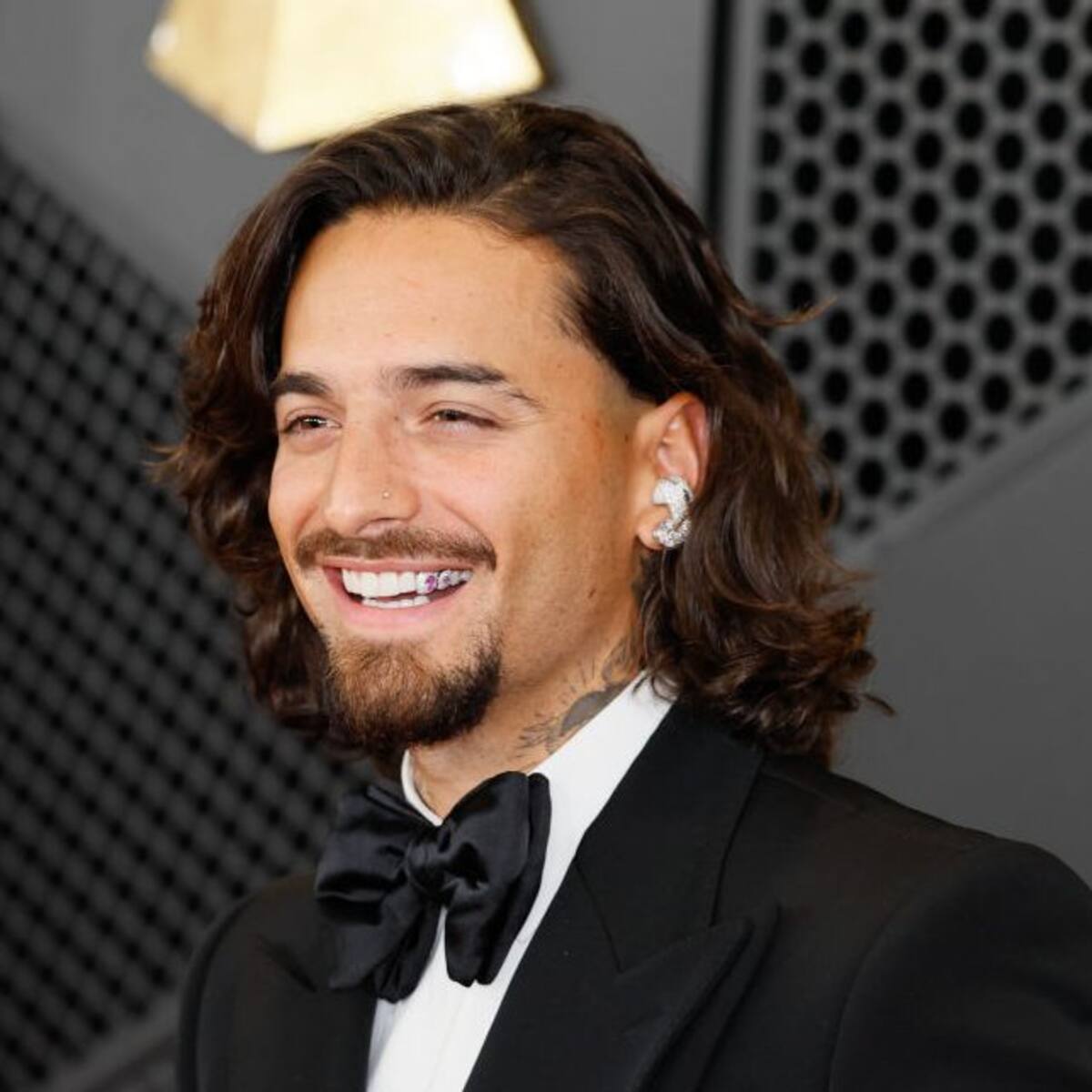 Maluma Goes Back to Cumbia with New Song: ‘Contrato’