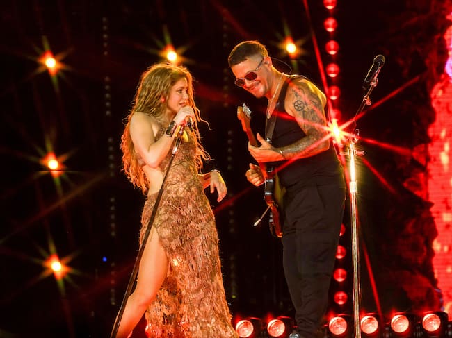 Shakira y Alejandro Sanz en Las Mujeres Ya No Lloran Tour