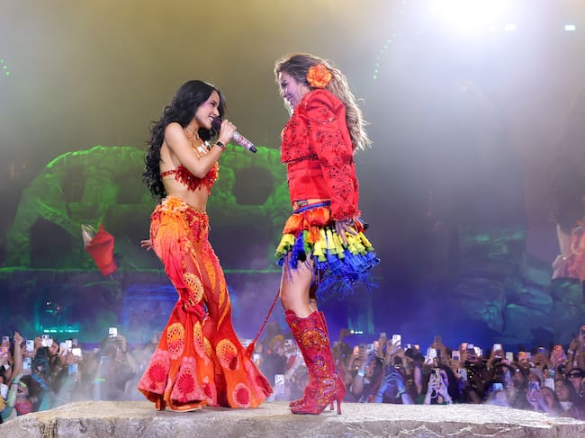 Becky G, la invitada especial de la actuación de Karol G en Coachella. Abril de 2026
