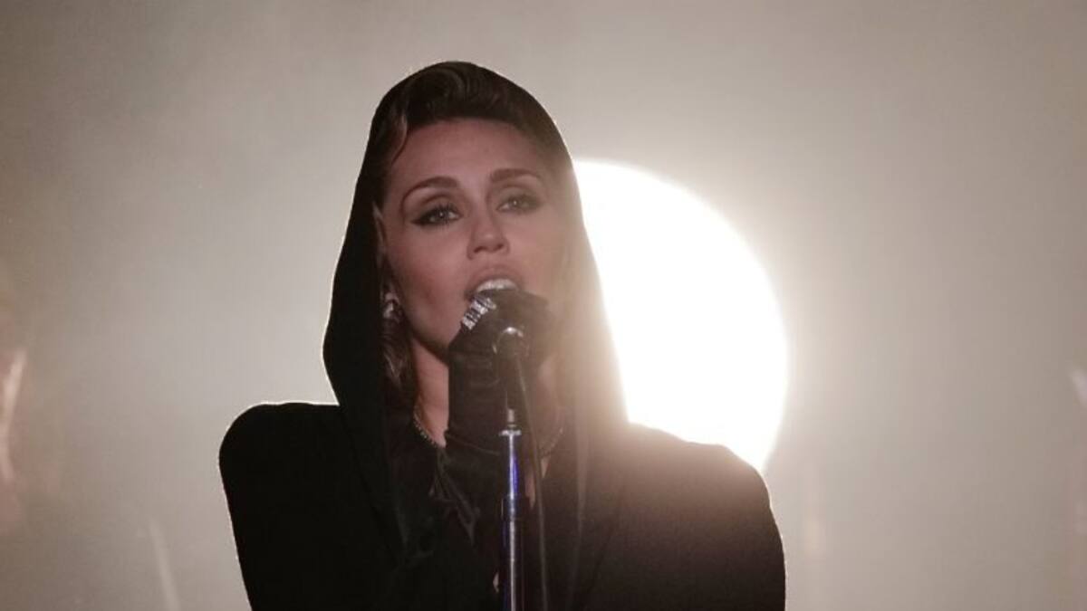 Así suena ‘Dream As One’: La canción de Miley Cyrus para Avatar: Fire and Ash