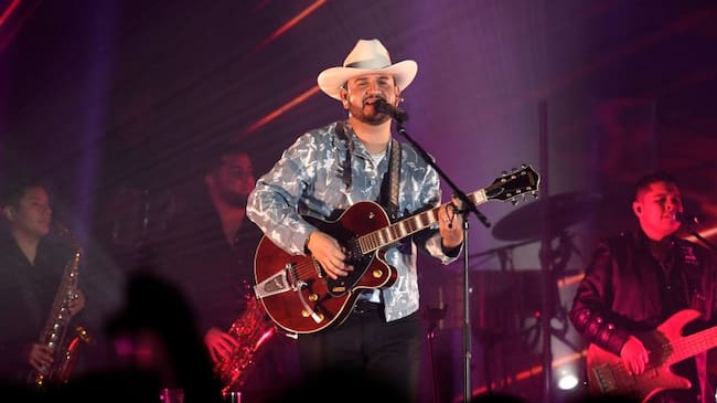 Edén Muñoz performs onstage as SiriusXM and Pandora Present RMX with Eden Muñoz at Academy LA on May 25, 2023 in Los Angeles, California. (Timothy Norris/Getty Images)