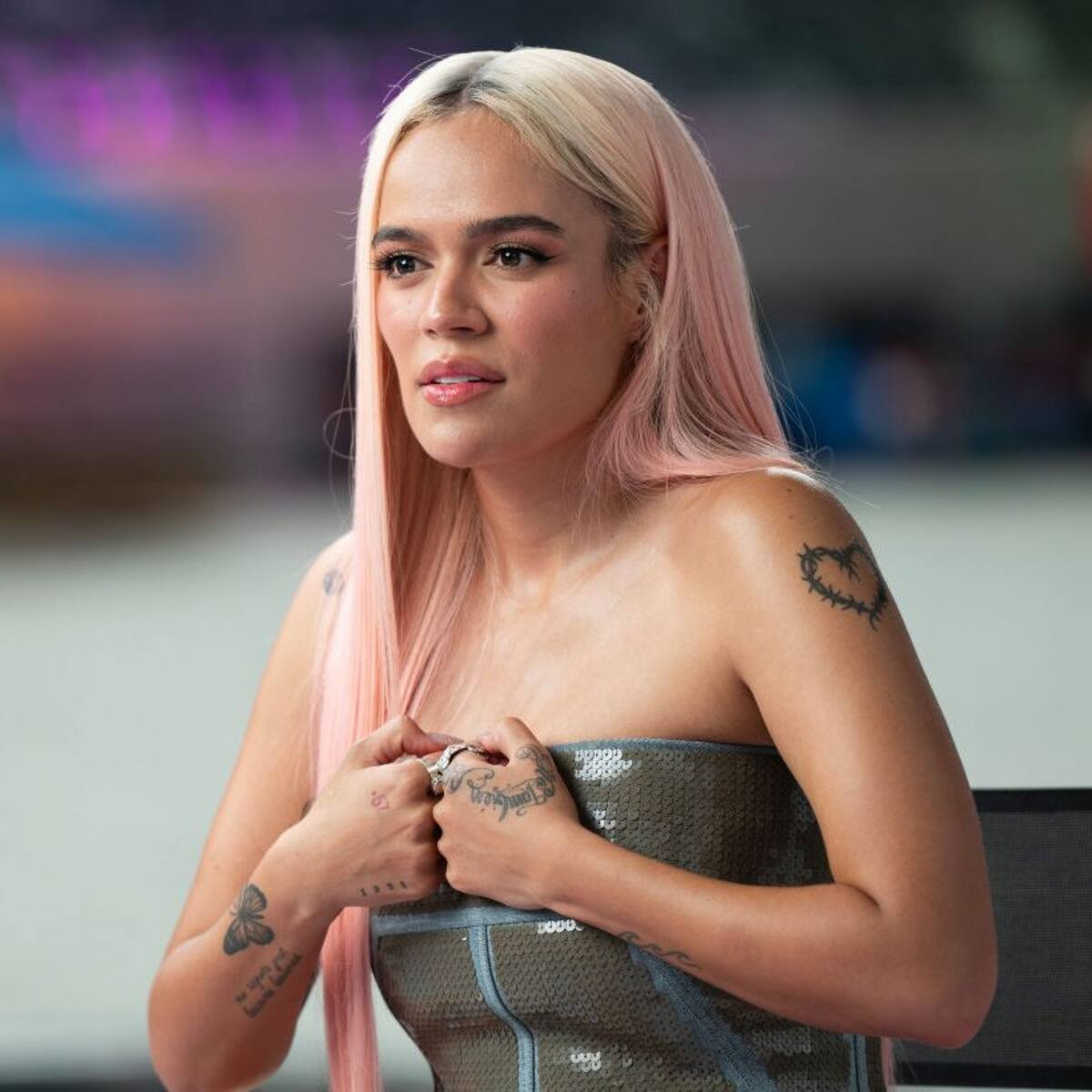 Karol G, on Dating a Celebrity: «People Idealize Celebrity Relationships a Lot»