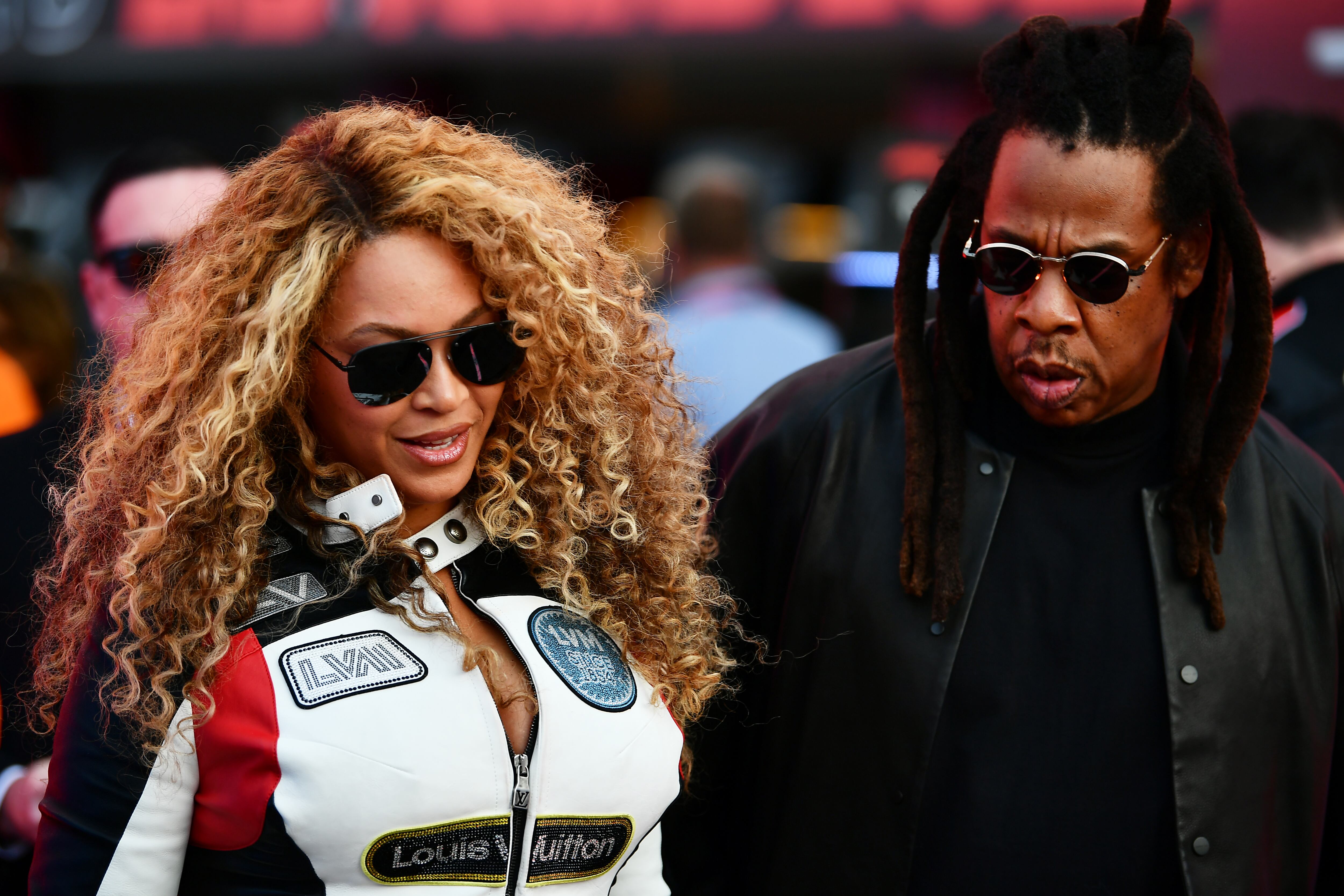 Beyoncé y Jay-Z en el paddock antes del Gran Premio de Fórmula 1 de Las Vegas, celebrado en el circuito de Las Vegas Strip el 22 de noviembre de 2025 en Las Vegas, Nevada.