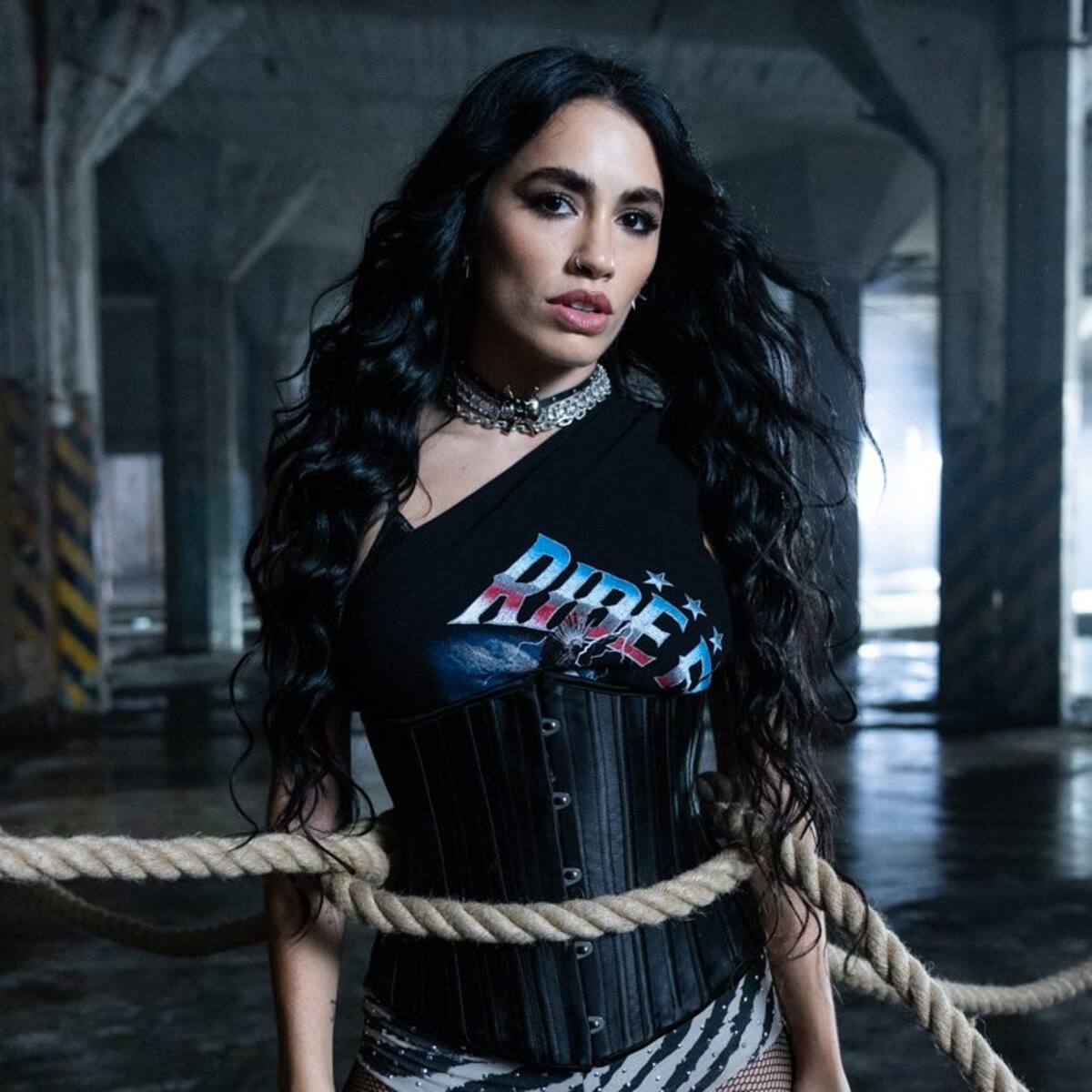 Lali Espósito lanza su esperado sexto disco: ‘No vayas a atender cuando el demonio llama’