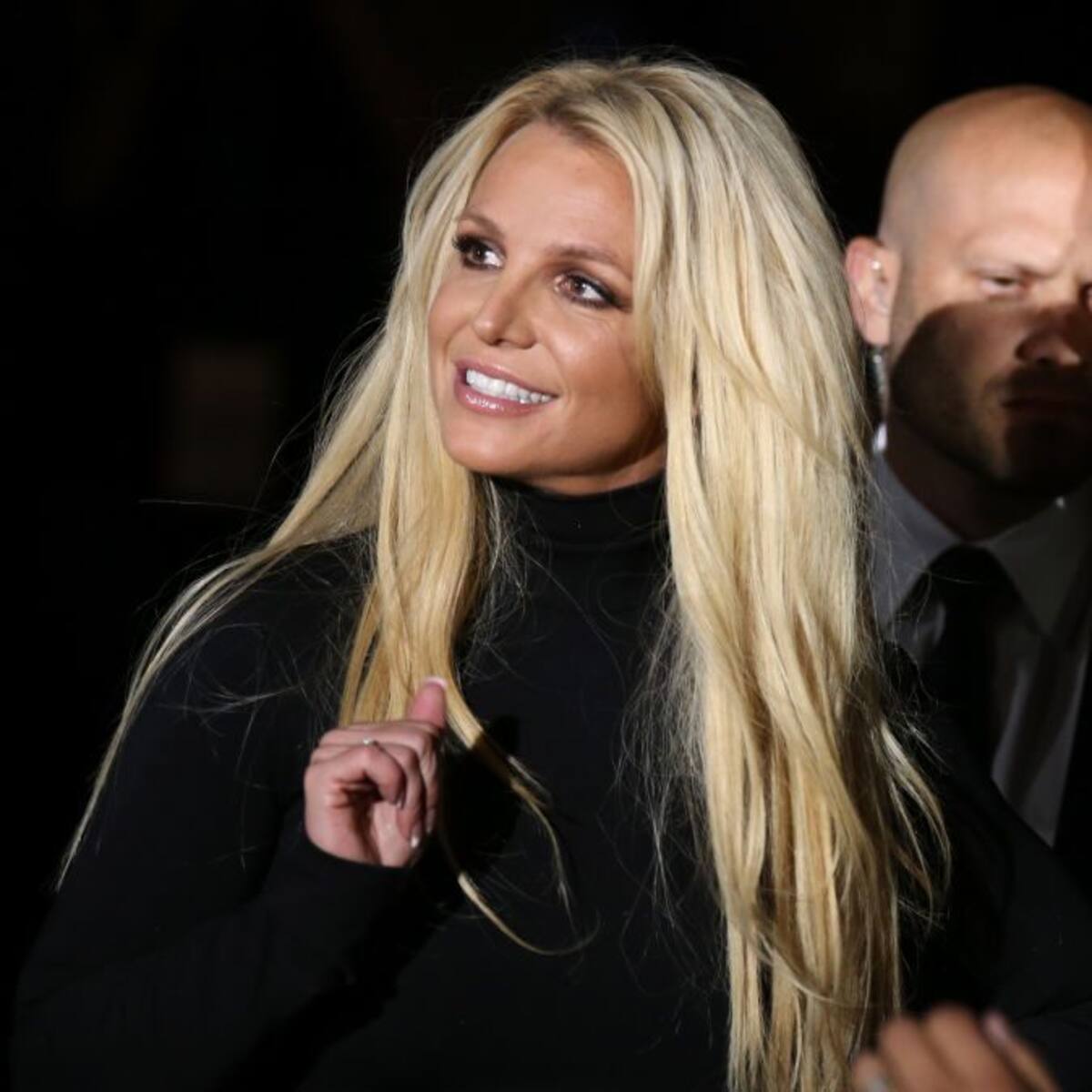 Britney Spears Explains Why She Lit a Cigarette on a Commercial Plane