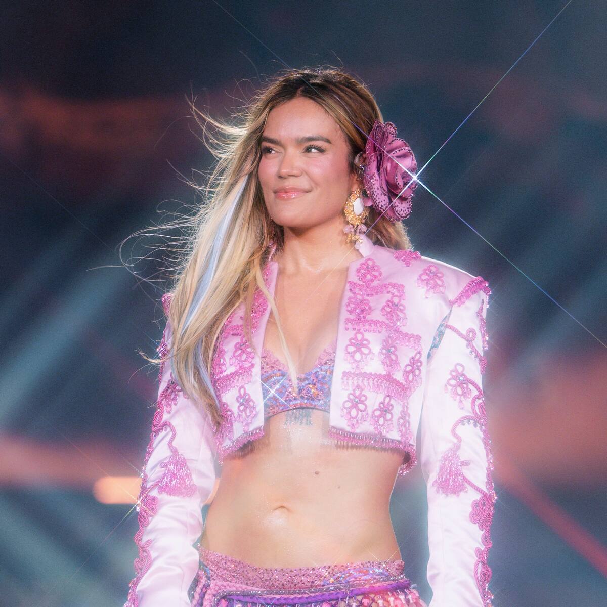 Karol G se prepara para la llegada del TropiTour a América Latina: ciudades, fechas y setlist