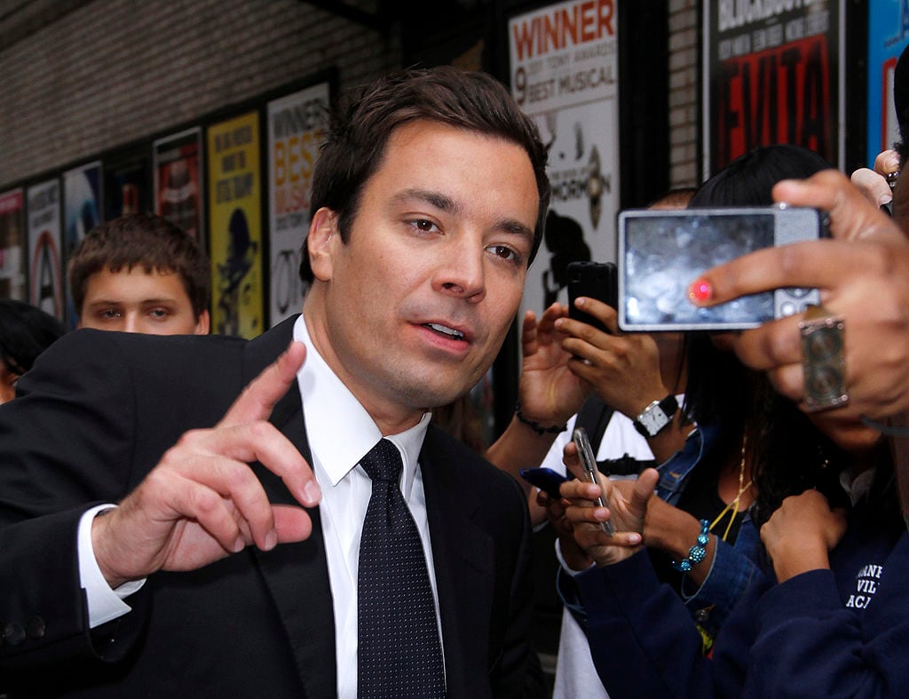 Jimmy Fallon leaves «The Late Show with David Letterman» at Ed Sullivan Theater in New York City. Donna Ward/Getty Images