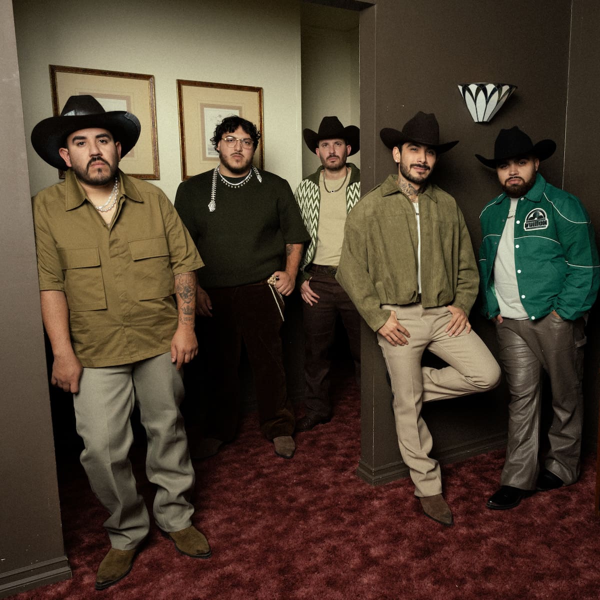 Entrevista a Grupo Frontera: 'Con Dolor', la química con Bad Bunny y su apoyo a las personas migrantes en Estados Unidos