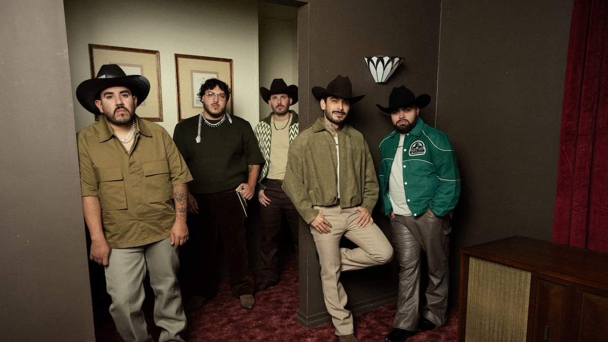 Entrevista a Grupo Frontera: 'Con Dolor', la química con Bad Bunny y su apoyo a las personas migrantes en Estados Unidos