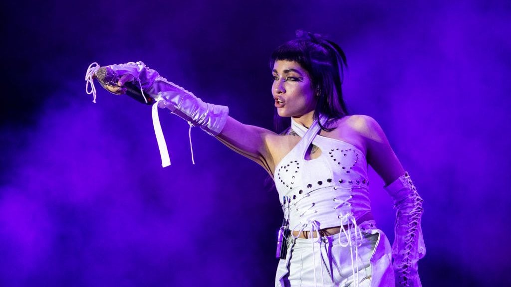 Maria Becerra performs on stage at Palacio Vistalegre on October 09, 2022 in Madrid, Spain. (Photo by Aldara Zarraoa/Redferns)