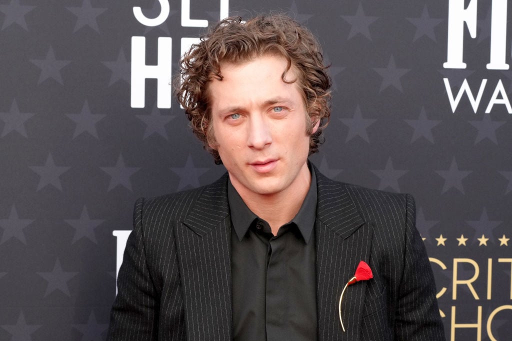 Jeremy Allen White attends the 29th Annual Critics Choice Awards at Barker Hangar on January 14, 2024 in Santa Monica, California. Jeff Kravitz/FilmMagic