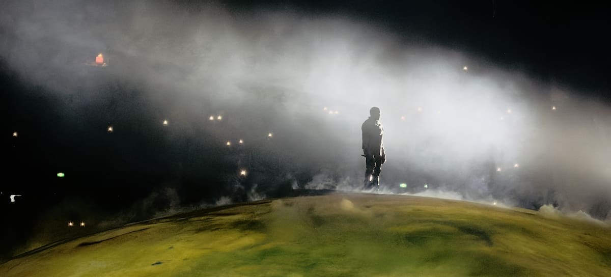 Ye actúa en el escenario del GelreDome, en Arnhem, al este de los Países Bajos, el 6 de junio de 2026. Ye, anteriormente conocido como Kanye West, ha desatado la polémica con declaraciones y canciones que glorifican a Adolf Hitler, así como con diatribas antisemitas, que él achacó a su trastorno bipolar. El escándalo ha provocado la cancelación varios conciertos.