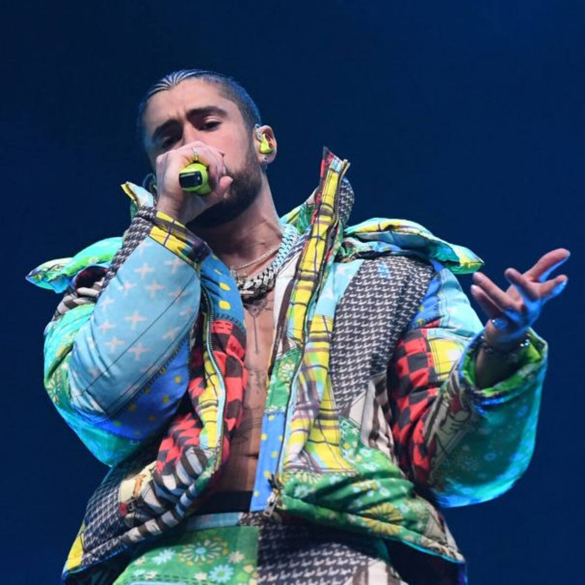 Myke Towers & Bad Bunny Release ‘ADIVINO’: Meaning & English Lyrics