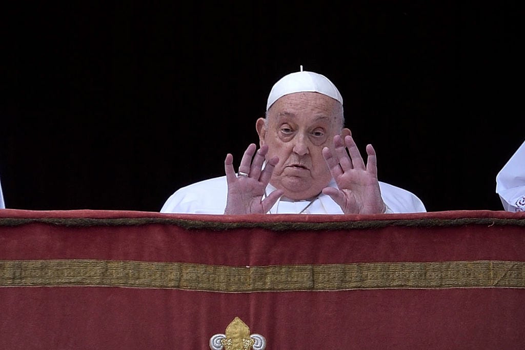Pope Francis during the impartation of the ‘Urbi et Orbi’ blessing and wishes «good Easter» from the balcony of St. Peter’s Basilica, April 20, 2024, in Rome (Italy). Stefano Spaziani/Europa Press via Getty Images