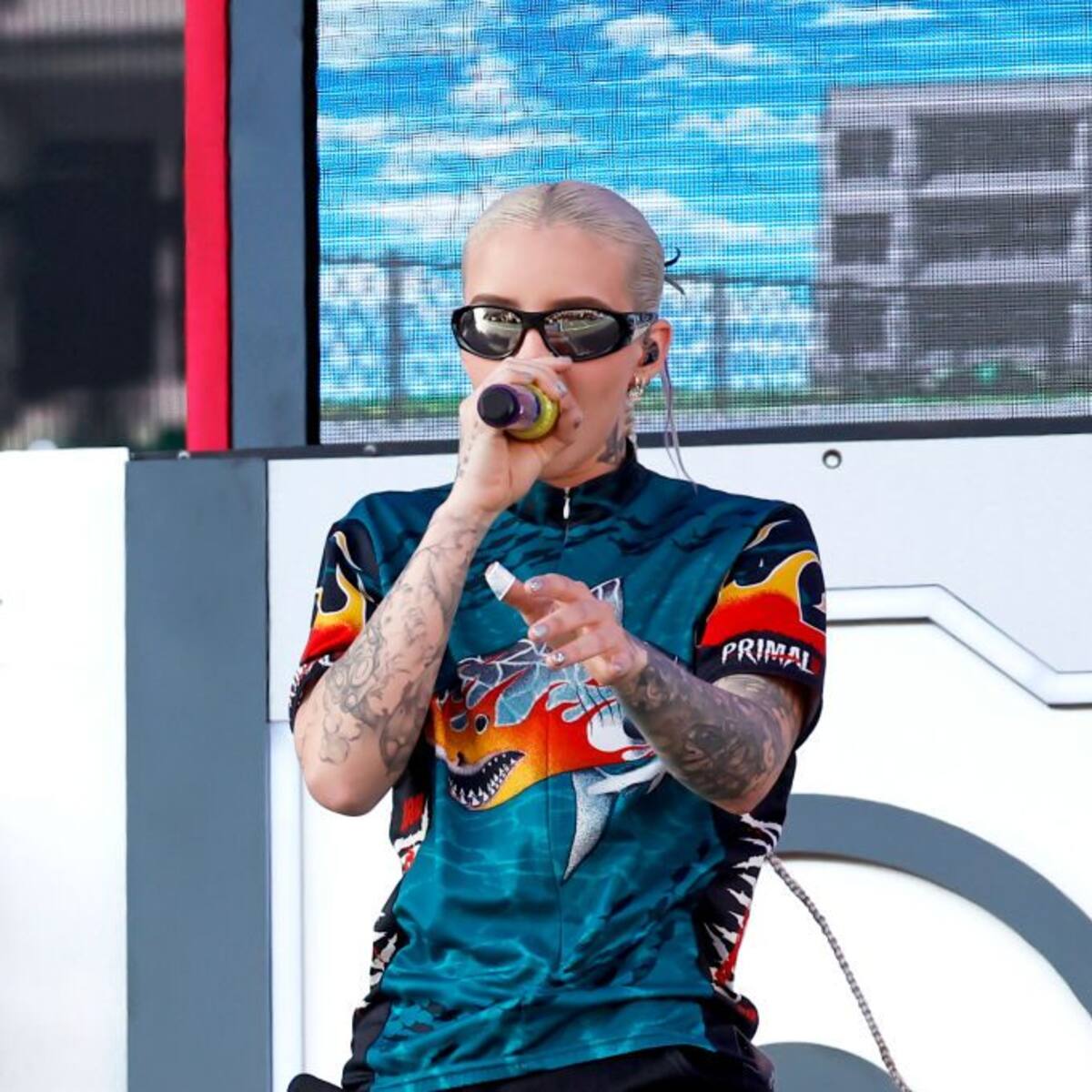 Young Miko and Feid Release ‘offline’ Music Video: Meaning & Lyrics in English