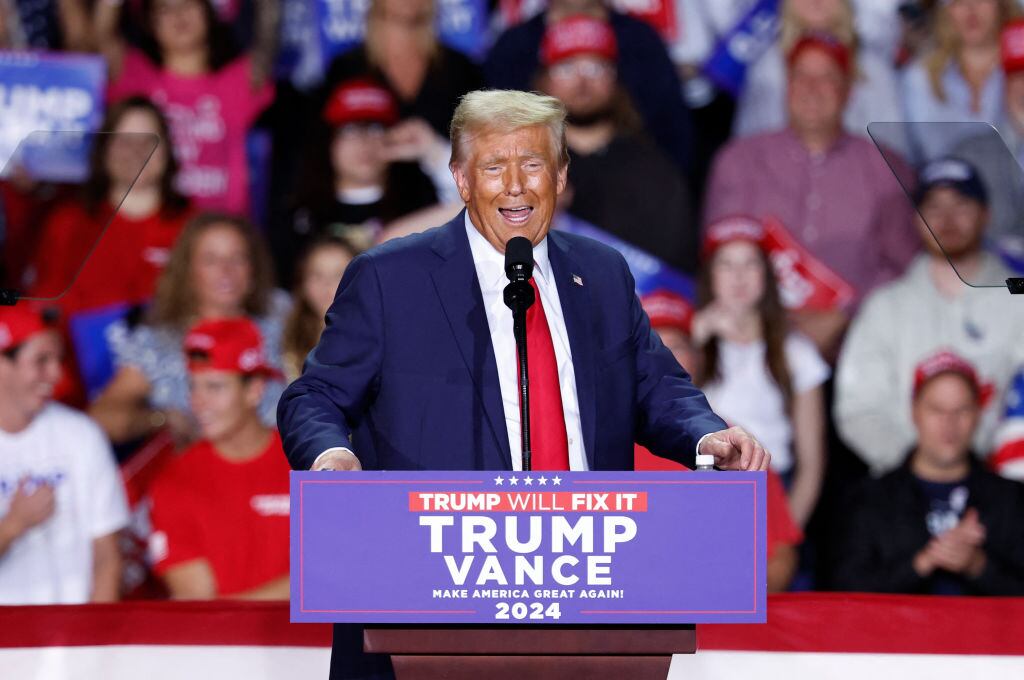 Donald Trump speaks at his last campaign rally at Van Andel Arena in Grand Rapids, Michigan on November 5, 2024. KAMIL KRZACZYNSKI / AFP