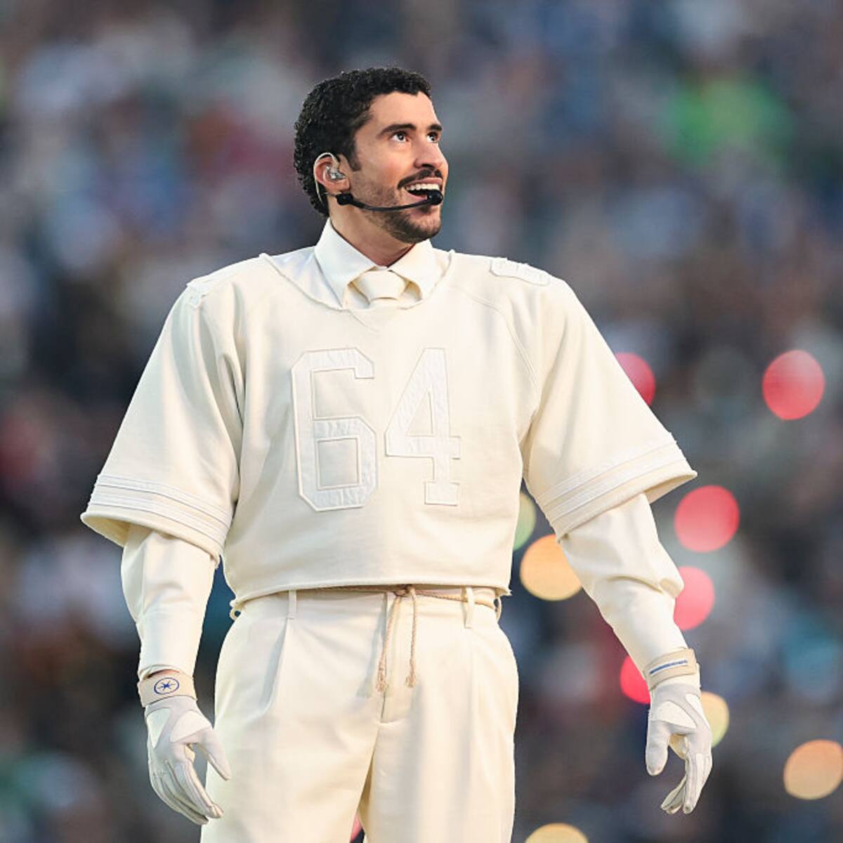 ¿Es Liam Conejo Ramos, el niño que fue detenido por ICE, a quien Bunny regala un Grammy en el Super Bowl?