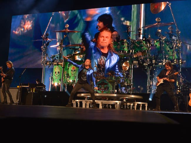 Juan Calleros, Fher Olvera, Alex González and Sergio Vallín of Maná perform live on stage during «México Lindo Y Querido Tour». Johnny Louis / Getty Images