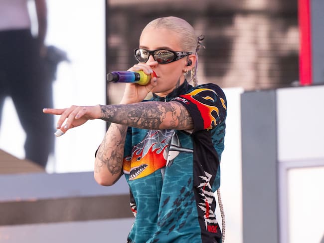 Young Miko actuando en Coachella 2024 en Indio, California. Scott Dudelson/Getty Images para Coachella