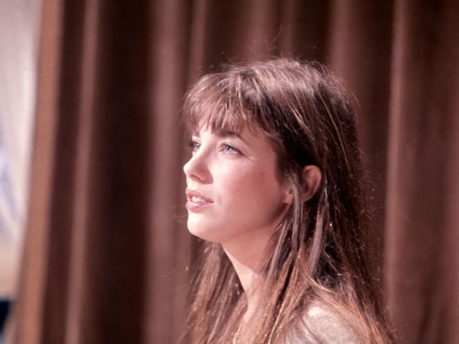 Jane Birkin in Paris en 1975, France. Michel ARTAULT / Gamma-Rapho via Getty Images