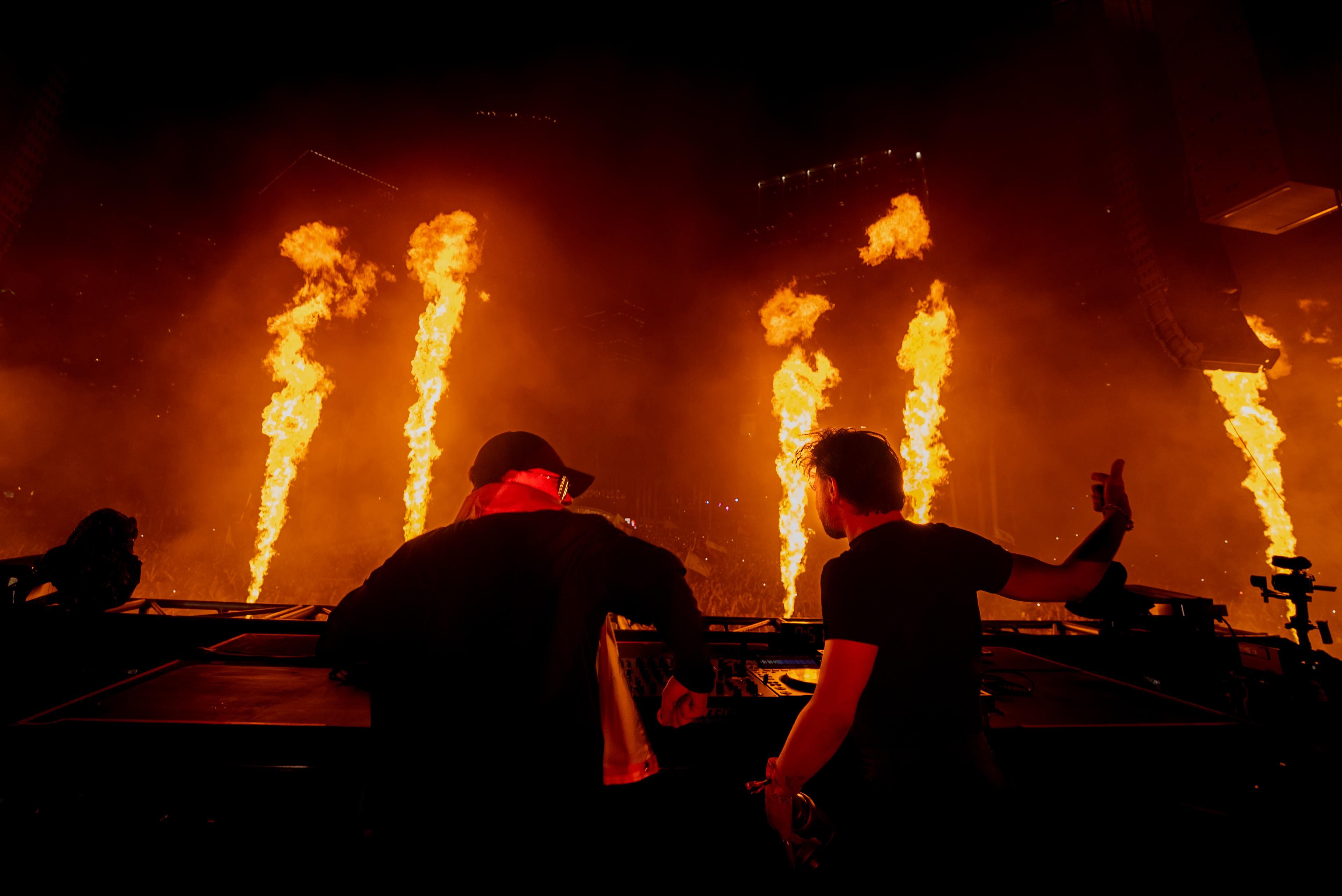 Bizarrap junto a Skrillex en el Ultra Music Fest en Miami 2026