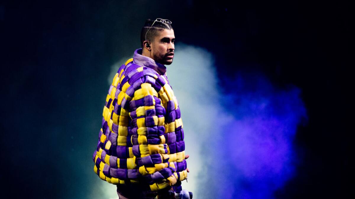 Bad Bunny and Karol G Perform 'Ahora Me Llama' Live — Meaning and English Lyrics