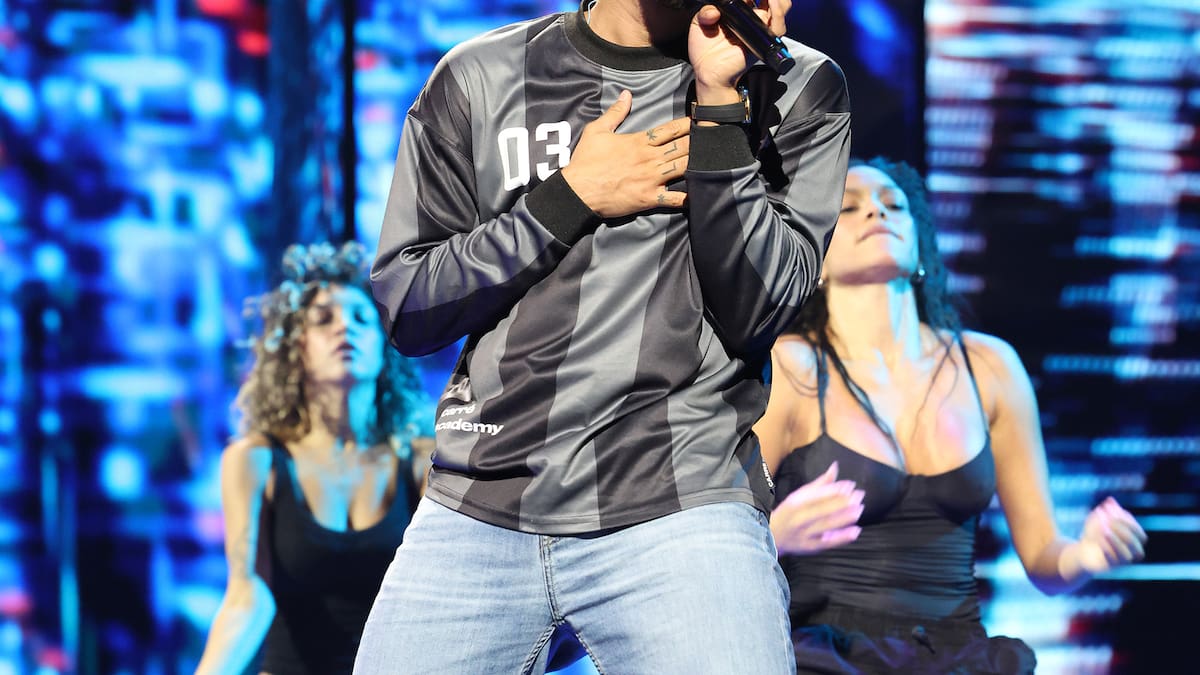 Neton Vega canta al arrepentimiento tardío en 'Pvta Luna': video y letra completa