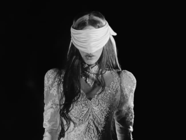 Rosalía en el videoclip de Focu' Ranni / YouTube