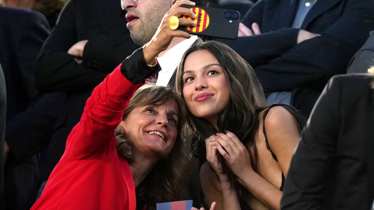 ¿Qué precio tiene la camiseta del Barça de Olivia Rodrigo? Su debut en el Clásico y la foto con Lamine Yamal
