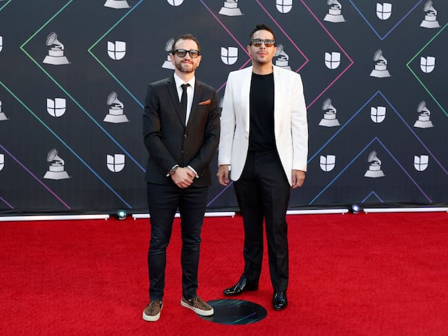 Andres Torres and Mauricio Rengifo attend The 22nd Annual Latin GRAMMY Awards at MGM Grand Garden Arena on November 18, 2021 in Las Vegas, Nevada. (Photo by Arturo Holmes/Getty Images)