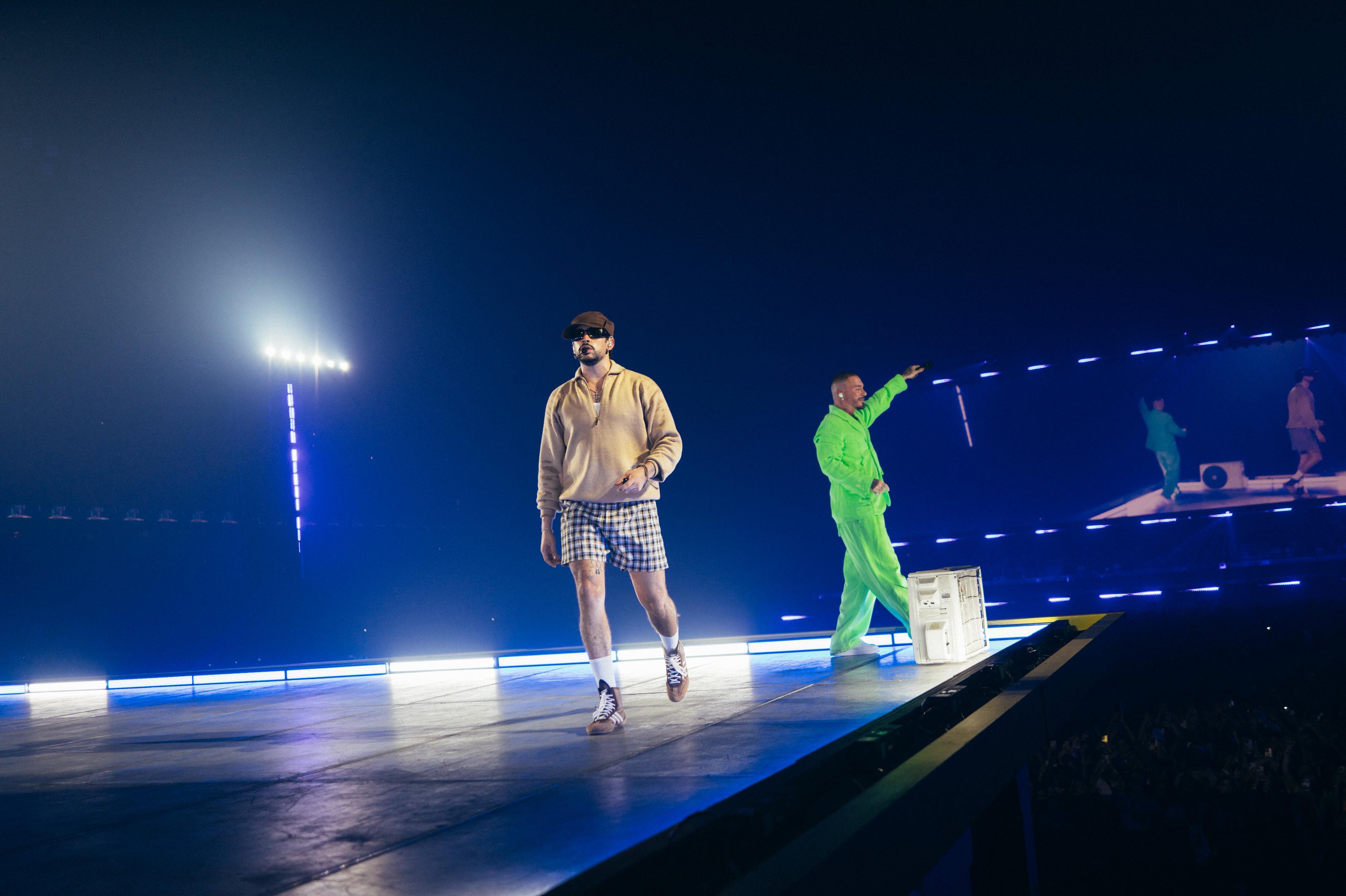 J Balvin aparece para cantar junto con Bad Bunny el 5 de julio de 2026 en el Defense Arena de París, Francia