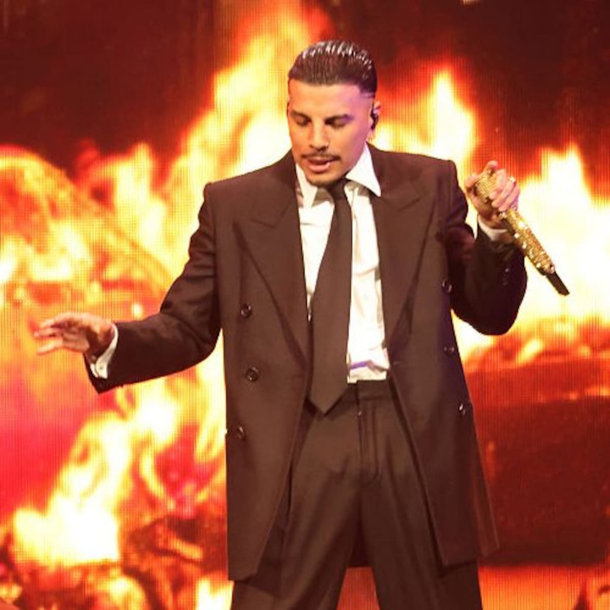 Rauw Alejandro Opens Up About Onstage Anxiety Attack: ‘It Was a Total Body Collapse’