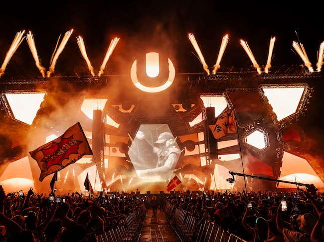 Bizarrap en el Ultra Music Fest en Miami 2026