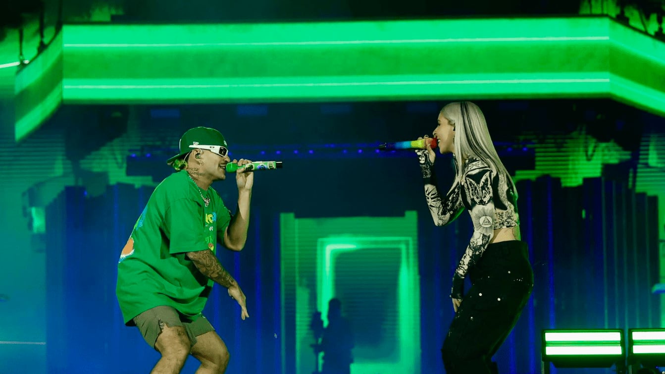 Feid & Young Miko en LOS40 Music Awards Santander 2023 / JPARIS