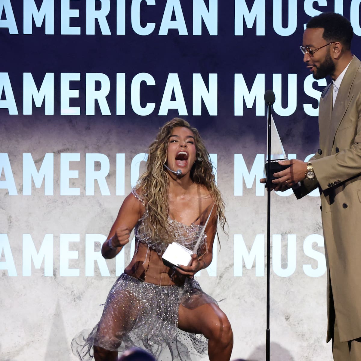 De Karol G a Bad Bunny: Los ganadores latinos de los American Music Awards 2026