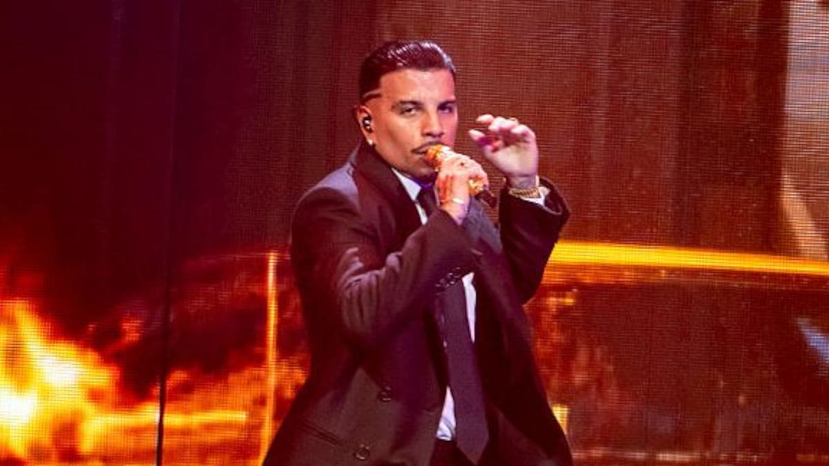 Rauw Alejandro to Receive 2025 Hispanic Heritage Award for Vision