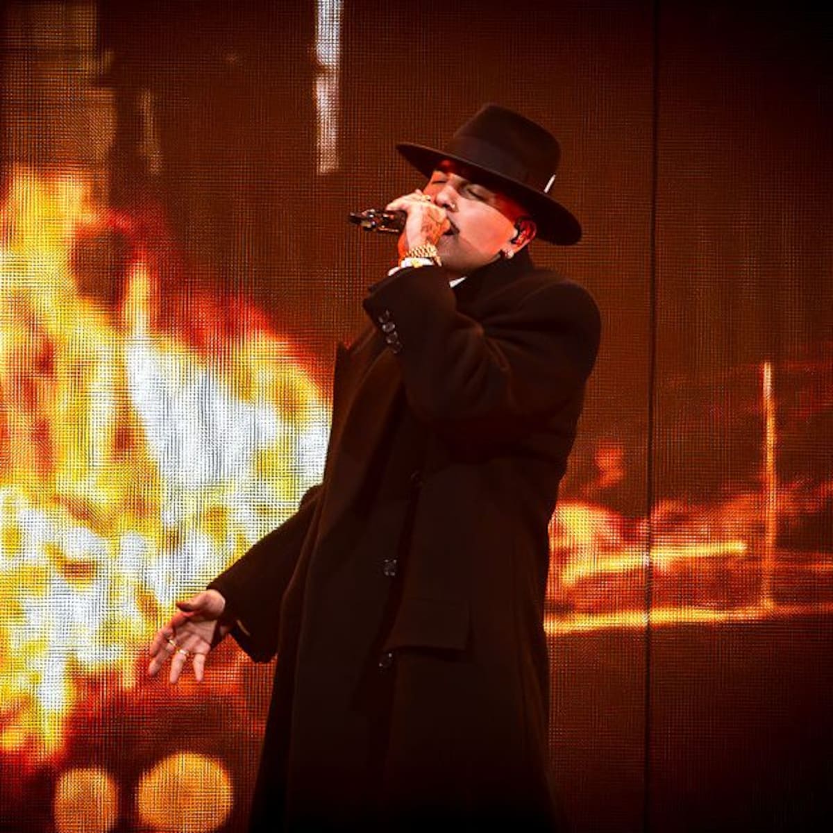 ¡Cosa Nuestra World Tour de Rauw Alejandro llega a Latinoamérica!