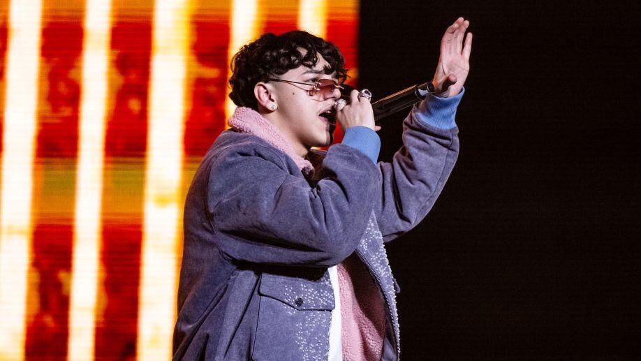 Xavi se presenta en el escenario durante Calibash 2025 en el Crypto.com Arena el 7 de marzo de 2025 en Los Ángeles, California. Scott Dudelson/Getty Images