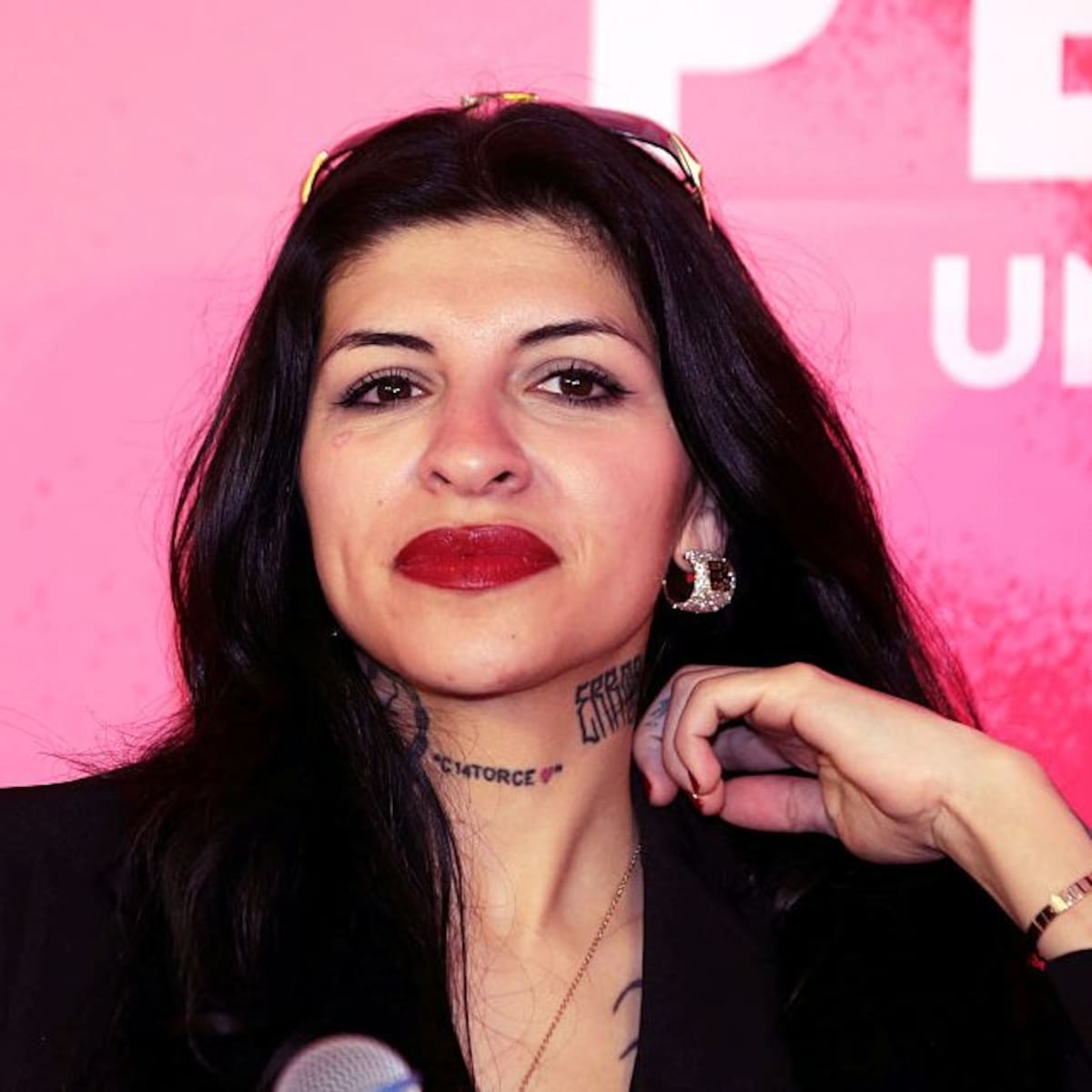 Cazzu explora la repetición emocional en su canción ‘Otro Como Tú’